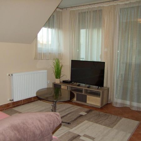 Greta Apartman Hajdúszoboszló Exterior foto