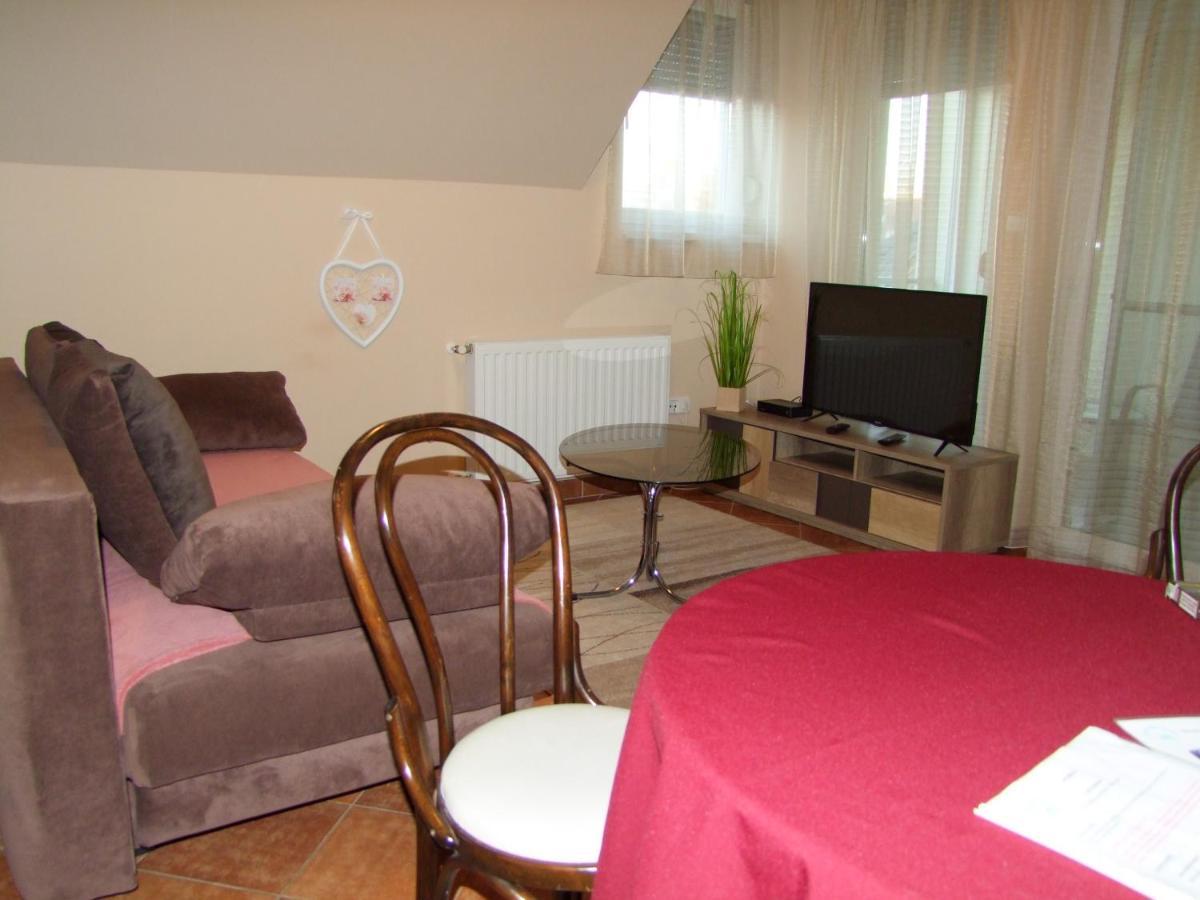 Greta Apartman Hajdúszoboszló Exterior foto